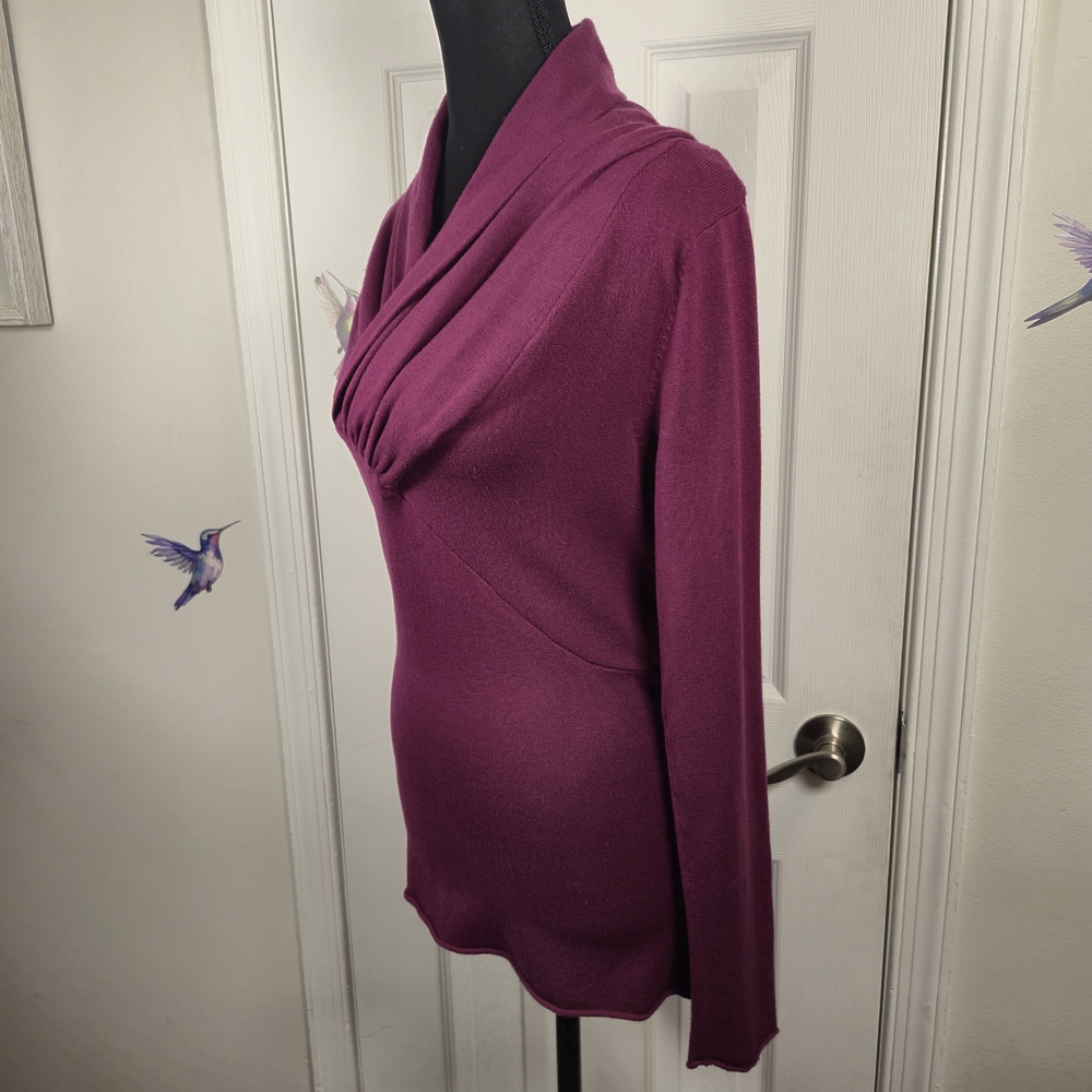 Cyrus Plum Ruched Surplice V-Neck Long Sleeve Knit Sweater Medium - Picture 4 of 8